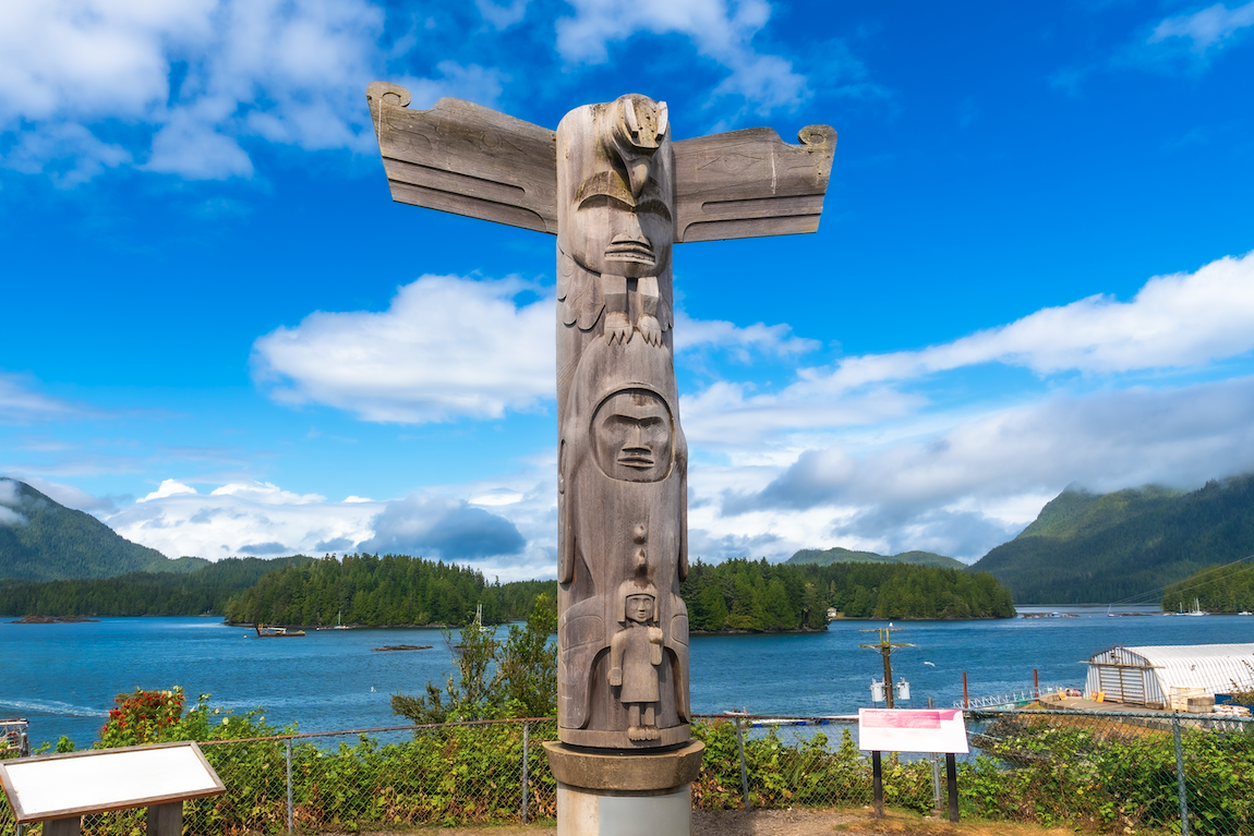 traditional-totem-pole-standing-tall-in-tofino-va-2026-03-27-00-26-49-utc.jpg